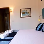 بيت ضيافة Curiazzi Viale La Pelosa 16 3*