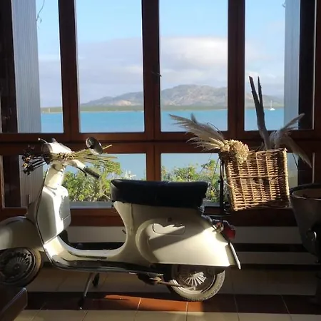 Curiazzi Viale La Pelosa 16 3*