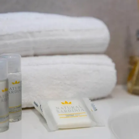 Curiazzi Viale La Pelosa 16 3* Stintino