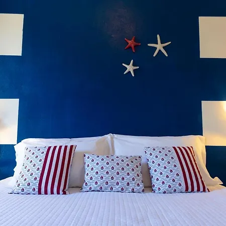 Curiazzi Viale La Pelosa 16