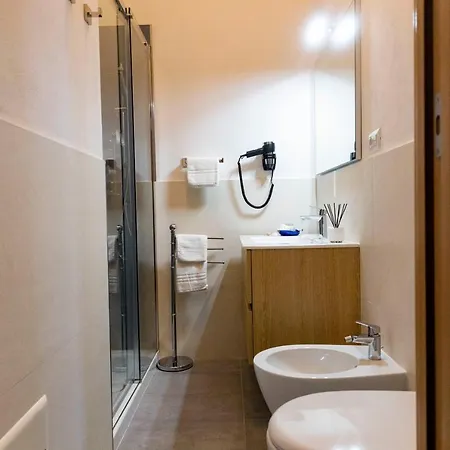 Curiazzi Viale La Pelosa 16 Affittacamere 3*