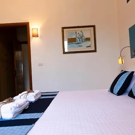 Maison d'hôtes Curiazzi Viale La Pelosa 16 *