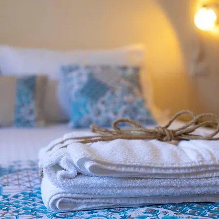 Πανσιόν Curiazzi Viale La Pelosa 16 3*